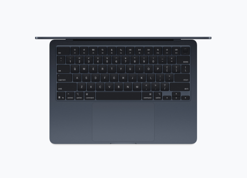 MacBook Air 15 M4 Midnight keyboard and trackpad