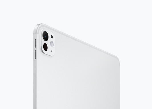 iPad Pro 13 M4 Silver rear design